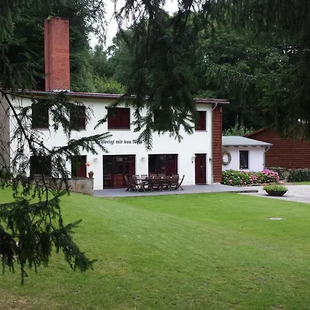 לינה וארוחת בוקר Schweigt Mir Von Rom Stuer