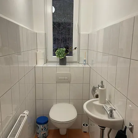 לינה וארוחת בוקר Schweigt Mir Von Rom *