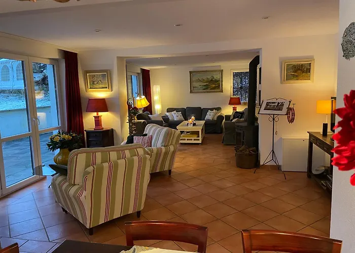 Schweigt Mir Von Rom Couette-café